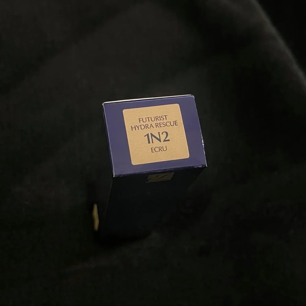 Estee Lauder Futurist Hydra Rescue Foundation Makeup - SPF 45, 1.2oz, 1N2